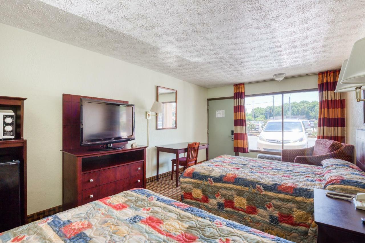 Oyo Hotel Decatur I-20 East & Wesley Club Dr Ngoại thất bức ảnh